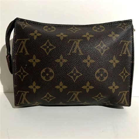 louis vuitton bag zipper|Louis Vuitton small zipper pouch.